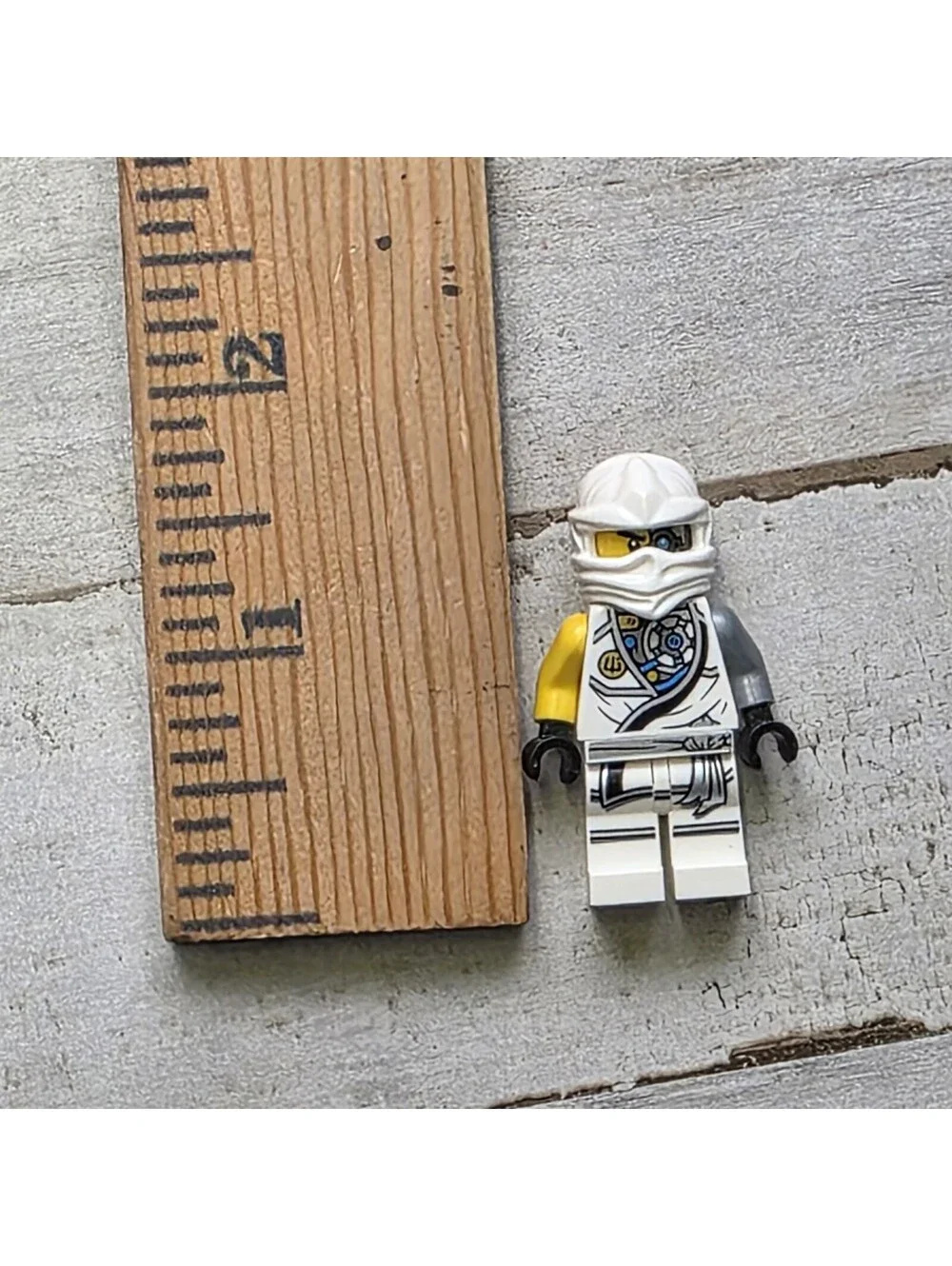 LEGO Ninjago Zane Tournament Robe Official Minifigure Tournament of Elements